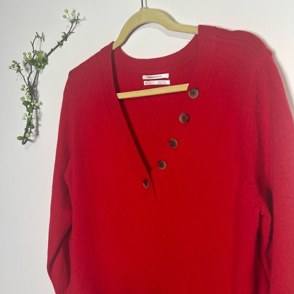 Anthropologie Red V-neck Sweater Button Detail Medium Tunic Length - Picture 12 of 16